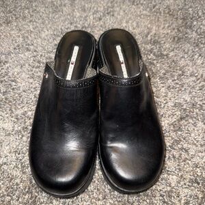 Tommy Hilfiger Black Leather Slip-On Shoes